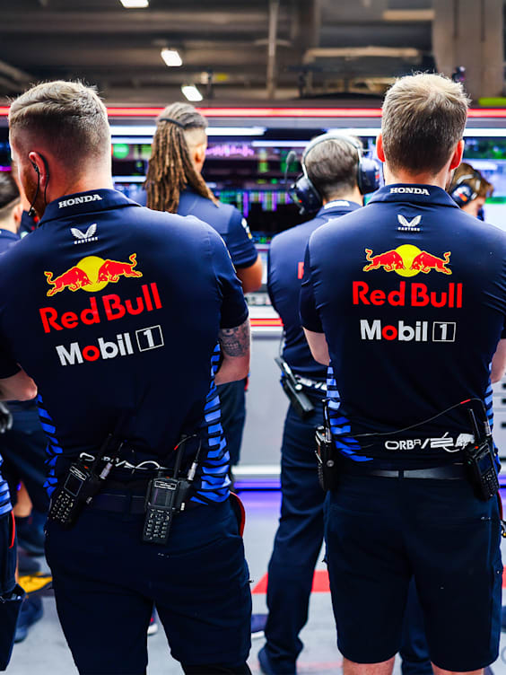 Red bull pit crew shirt best sale